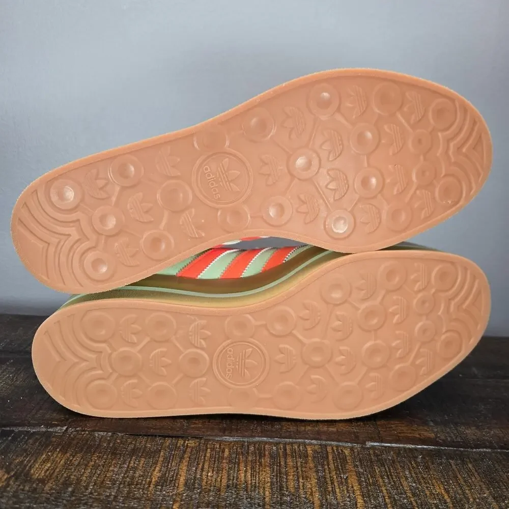 NEW Adidas Gazelle Stack Womens Size 7 Platform Shoes JR8180 Green Solar Orange